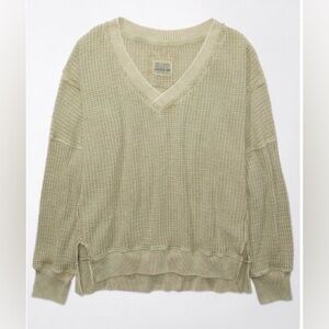 American Eagle Outfitters V-Neck Sweater